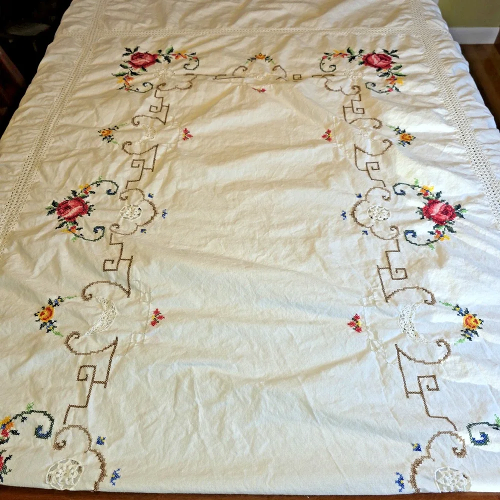 VTG Embroidered Cross Stitch Linen Tablecloth 112x64 White Crochet Edge Handmade